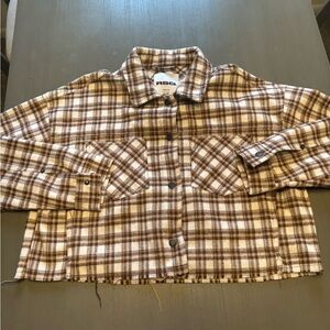 Tilly's cropped plaid flannel